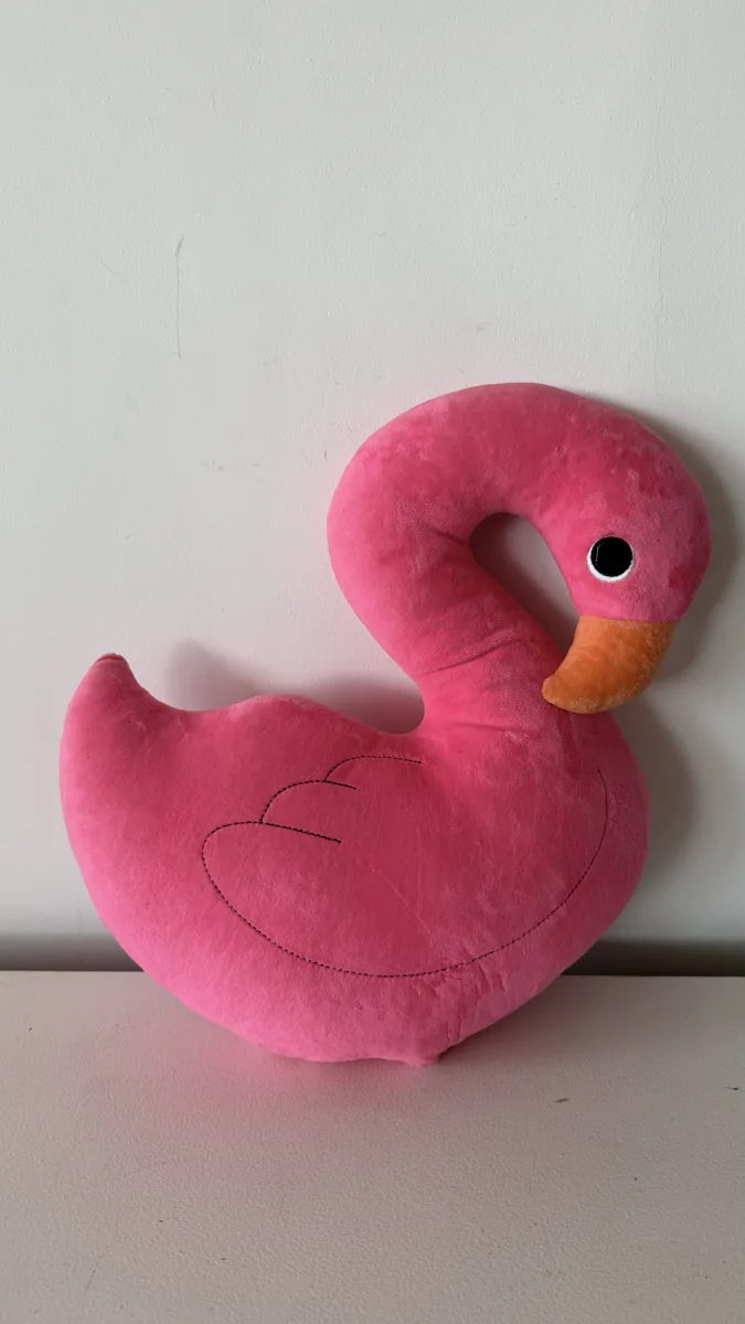 Flamingo rosa de pelúcia
